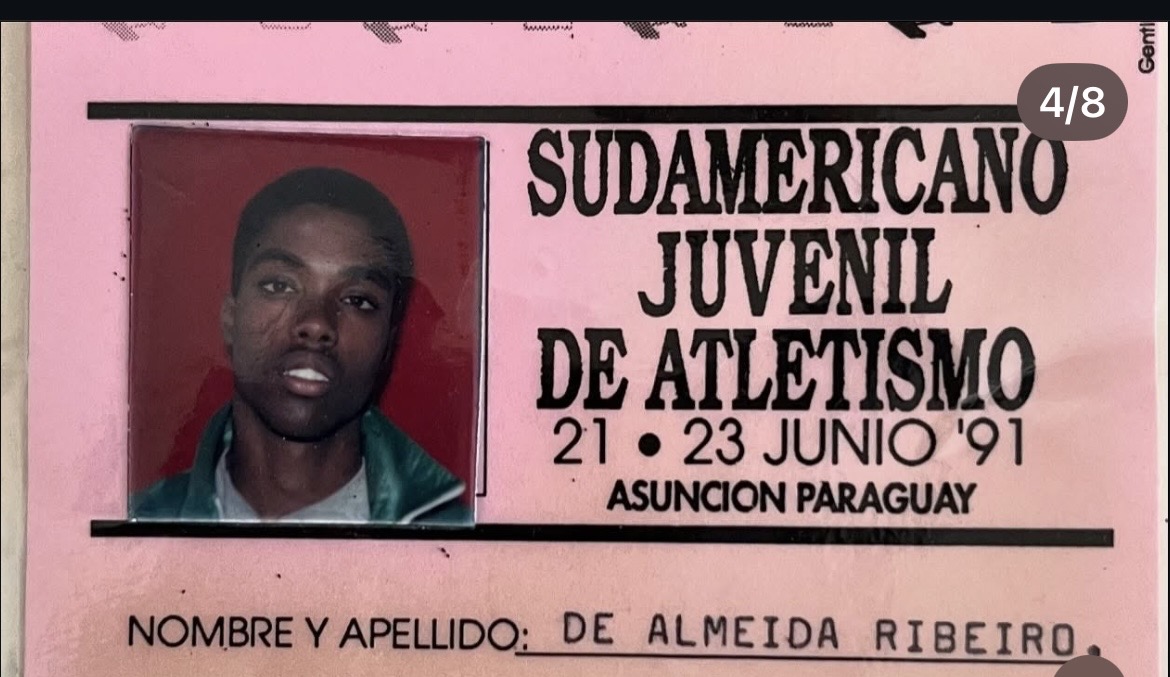 Credencial de Sérgio Lualri no Campeonato Sul-Americano Juvenil de Atletismo de 1991